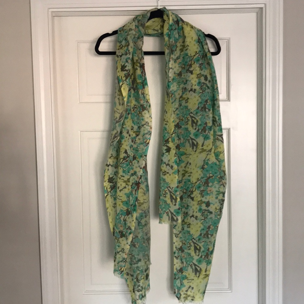 Gorgeous Jcrew wool floral scarf